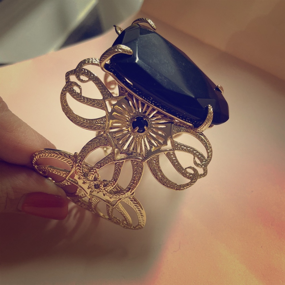 Kendra Scott cuff